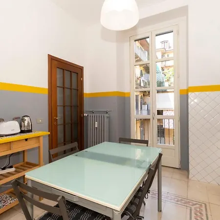 Apartment Quadrilatero Big & Cozy